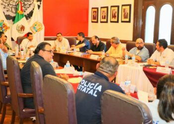 Atiende Alcalde denuncias ciudadanas en Mesa de Seguridad