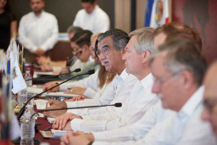 Éxito político para Américo