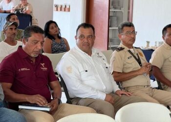 Imparten pláticas de concientización al sector pesquero de Tamaulipas