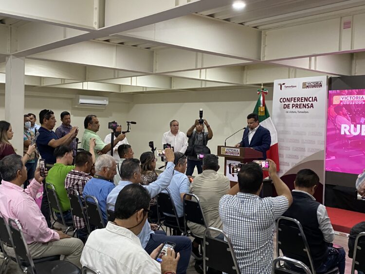 Gattás agradeció la “generosidad y cariño” de Américo hacia Victoria