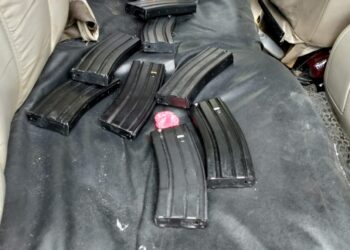 Agreden a la Guardia Estatal; aseguran armas