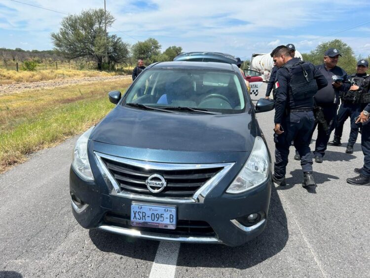 Roba vehículo en Los Olivos; Guardia Estatal lo captura a 22 kilómetros, en Guémez