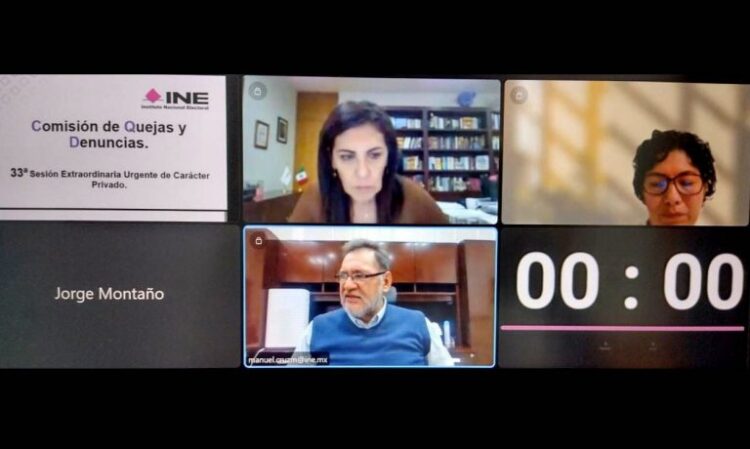 Ordena INE a «corcholatas azules» tumbar materiales de redes