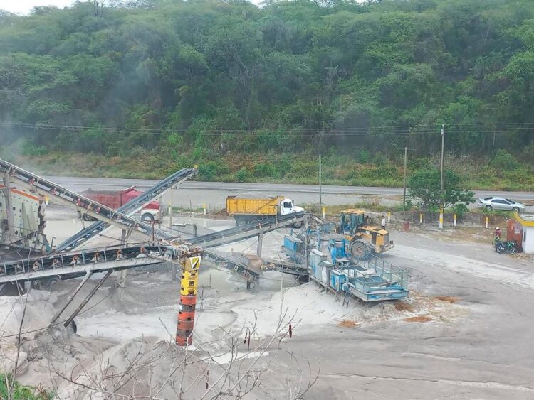 Reabren trituradoras de piedra en Victoria, cerradas por carecer de permiso