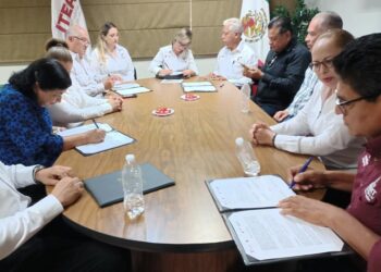 Crean alianza contra el rezago educativo en personas mayores de 15 años en Tamaulipas