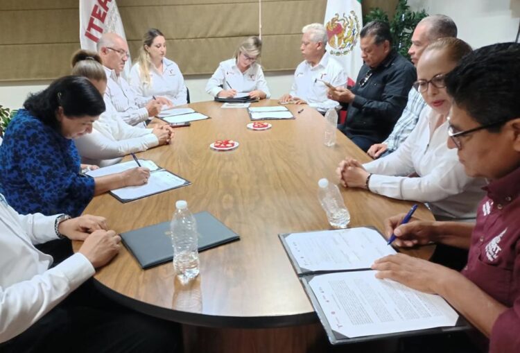 Crean alianza contra el rezago educativo en personas mayores de 15 años en Tamaulipas