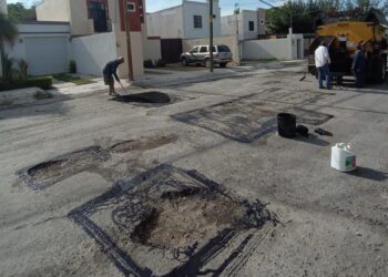Amplia Municipio programa de bacheo a fines de semana