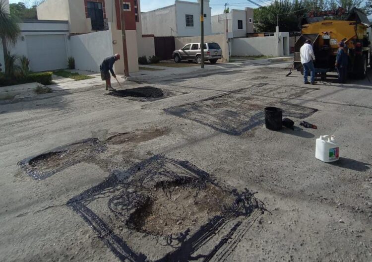 Amplia Municipio programa de bacheo a fines de semana