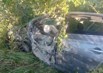 Aldama, Guardia Estatal auxilia a lesionados por choque tráiler y automóvil