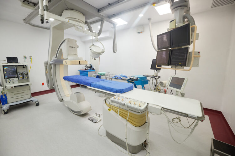 Constata Gobernador avance de construcción del Hospital Regional del ISSSTE en Tampico