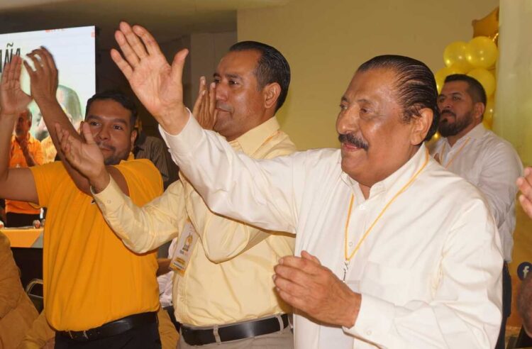 El “destape” de Arnulfo