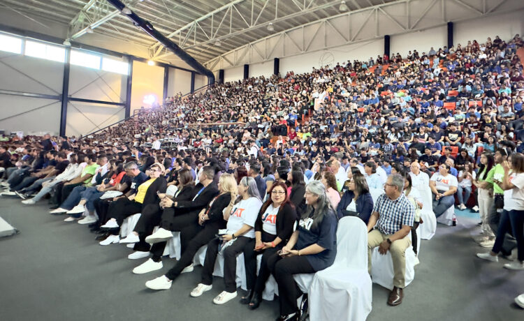 “Vida UAT dará a universitarios nuevas herramientas para lograr sus sueños”: Rector
