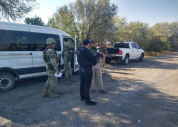 Guardia Estatal auxilia a Migración, en Guémez