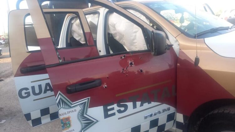 Agreden a la Guardia Estatal; aseguran vehículo y armas
