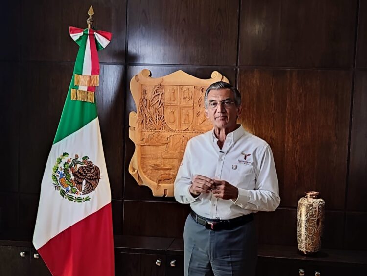 Américo llama a maestros al diálogo y cordura