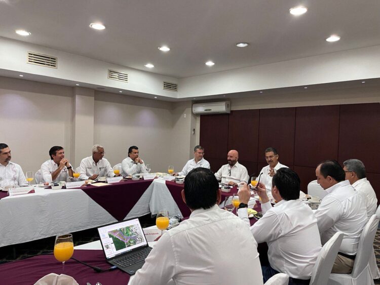 Asiste alcalde de Victoria a reunión de Semáforo del Agua