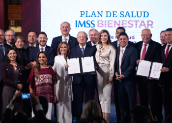 Mañanera de AMLO: Américo habla a nombre de 23 gobernadores que firmaron acuerdo de salud
