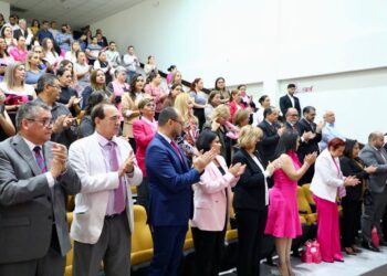 Ponen en marcha jornada médica para prevenir  el cáncer de mama en trabajadoras del Congreso