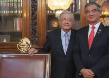 El PAN sigue cayendo a pedazos