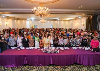 Mujeres de la capital tamaulipeca que van «Por Ella, Por Todas»