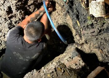 Soluciona COMAPA fuga de agua potable en Reserva Territorial Campestre