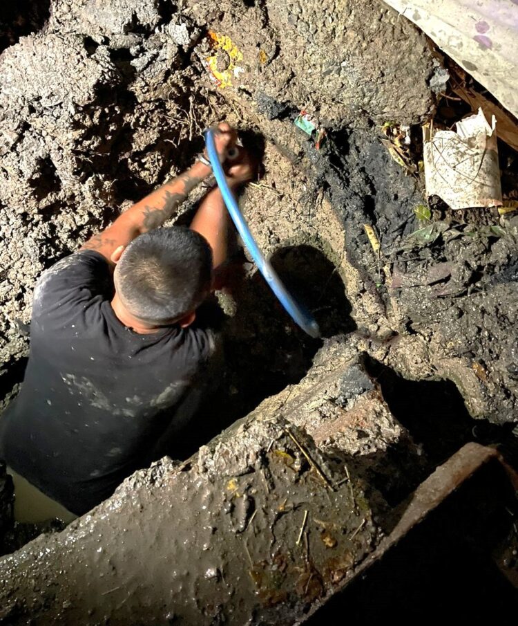 Soluciona COMAPA fuga de agua potable en Reserva Territorial Campestre