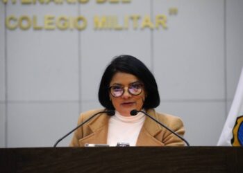Propone Úrsula Salazar reformas que garantizan inclusión educativa a personas con autismo