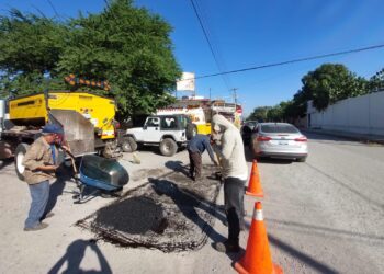 Continúa Municipio restaurando vialidades primarias de la ciudad