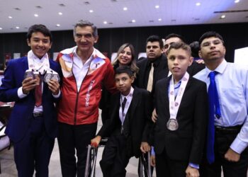 Atletas del IMD fueron reconocidos por el Gobernador del Estado