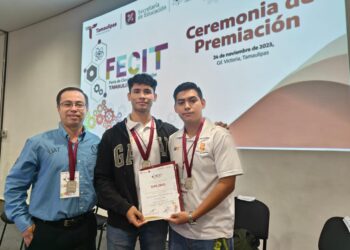 Diseñan en la UAT cámara que estudia la germinación de semillas y el desarrollo de plantas