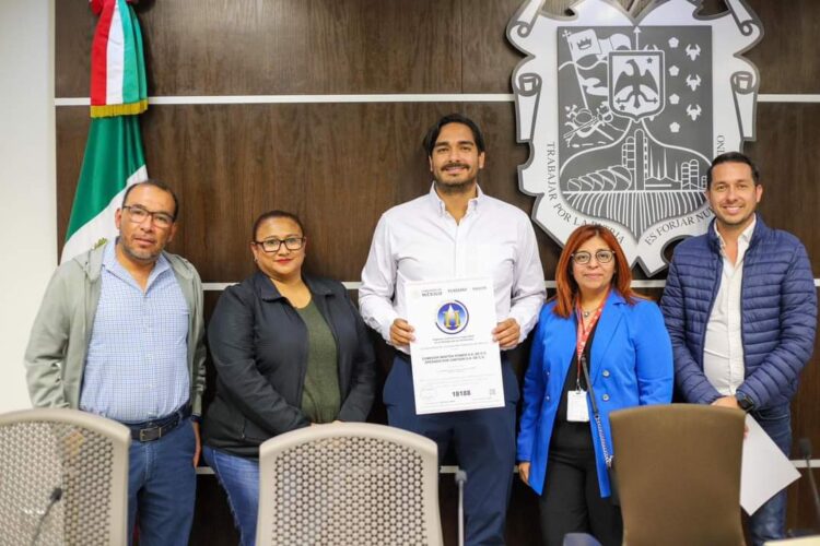 Participó Carlos Peña Ortiz en reconocimiento a mejores empresas