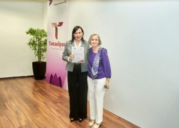 Entrega María de Villarreal nombramiento a Patricia Lara Ayala como directora del DIF Tamaulipas