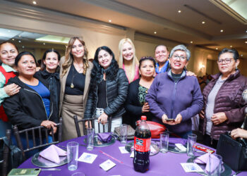 Apoyo para Claudia Sheinbaum de más de 350 mujeres con Maki Ortiz y Tere Ramos
