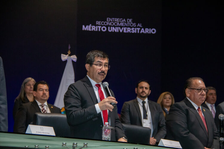 Son docentes e investigadores orgullo de la UAT: Dámaso Anaya