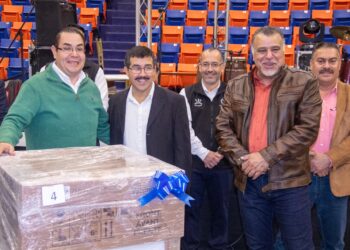 Destaca rector Dámaso Anaya compromiso de la UAT con sus trabajadores