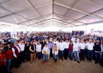 Primero los pobres: Américo y María atienden municipios áridos de Tamaulipas