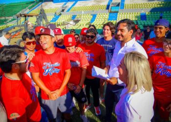Promueve Alcalde Carlos Peña Ortiz modalidad de Béisbol 5  