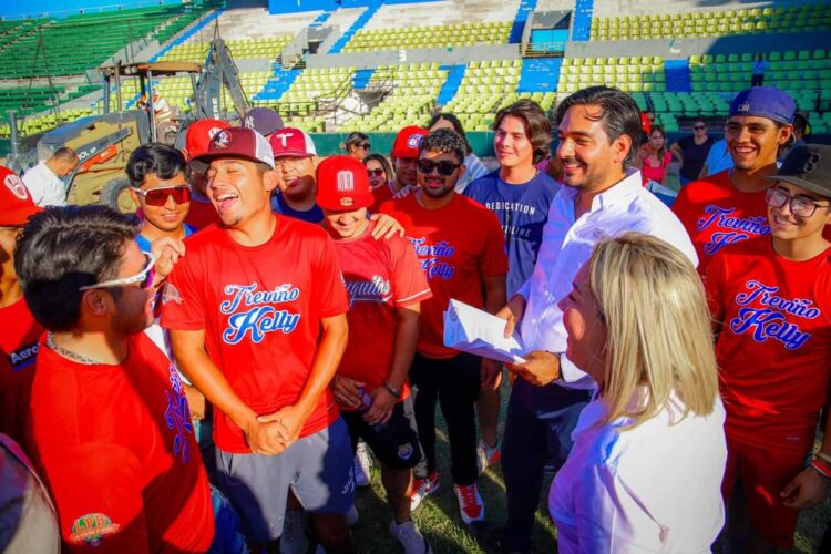 Promueve Alcalde Carlos Peña Ortiz modalidad de Béisbol 5  