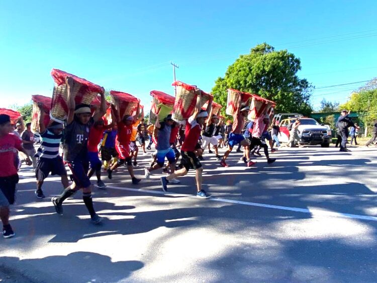 Solo para rudos: Carrera de “coloteros”, de Guadalupe Victoria a Barretal, Tamaulipas