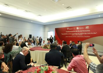 El periodismo veraz y crítico, necesario para un mejor gobierno: Américo