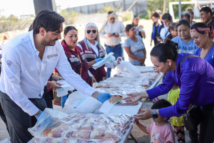 También Riberas de Rancho Grande festejó Día de Reyes con el Alcalde Carlos Peña Ortiz