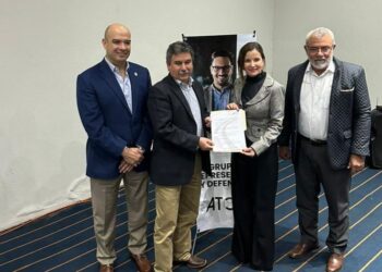 Acuerdan Gobierno de AVA y transportistas impulsar desarrollo económico de Nuevo Laredo