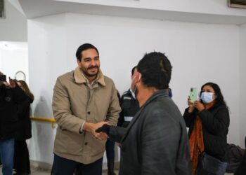 Constató Carlos Peña Ortiz buen estado y atención en albergues de invierno en Reynosa