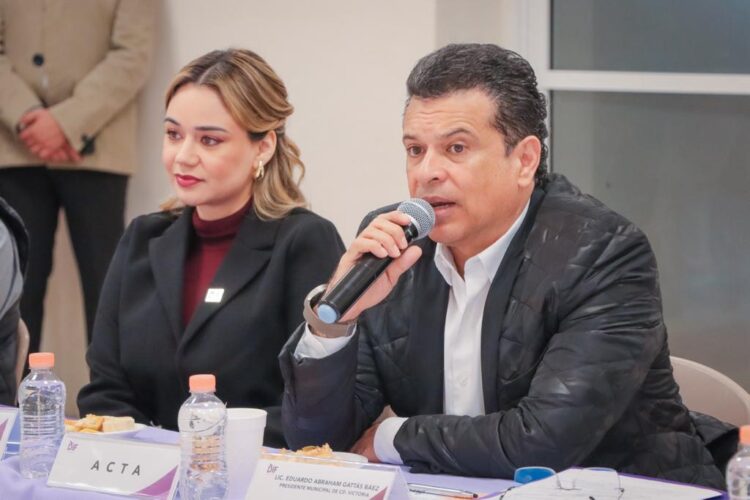 Presenta Lucy de Gattás proyecto Down Victoria
