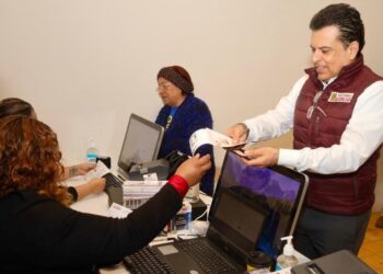 Predial será destinado a embellecimiento de Victoria: Gattás al pagar su impuesto