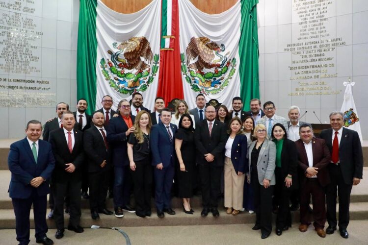 Morena: Se alborotó el “gallinero”