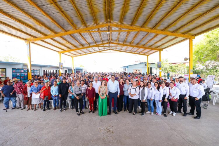 Más de Mil 898 beneficios dejó visita del Alcalde Carlos Peña Ortiz en la Jacinto López de Reynosa