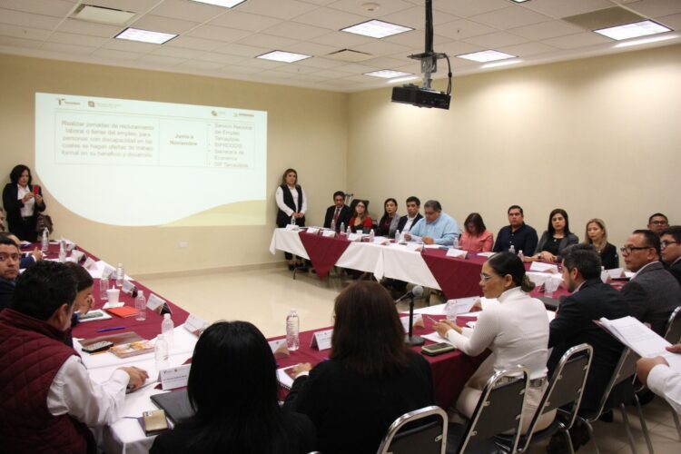 Secretaría del Trabajo y SIPRODDIS impulsan empleo formal e incluyente para personas con discapacidad