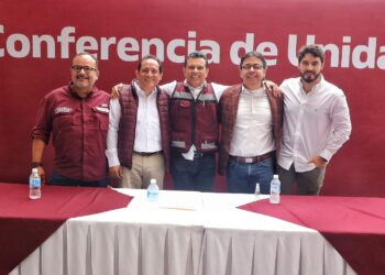 Los perdedores fuman la pipa de la paz en torno a Lalo Gattás