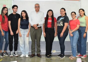 Estudiantes de la UAT destacan en concurso nacional del IMCP